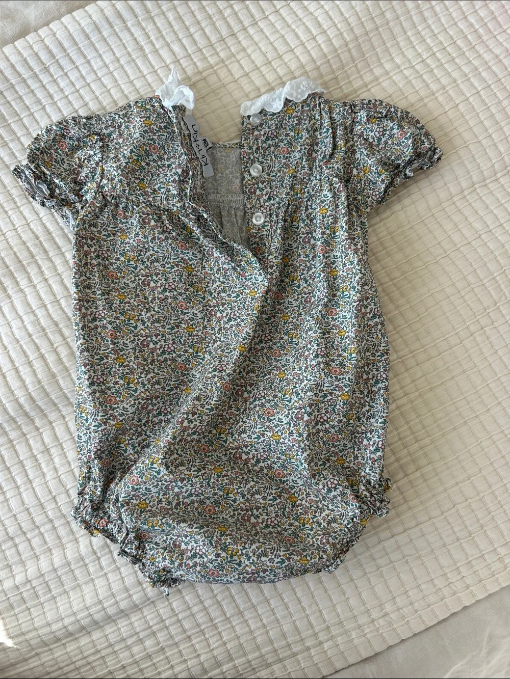 Baby romper size 12m -fits smaller